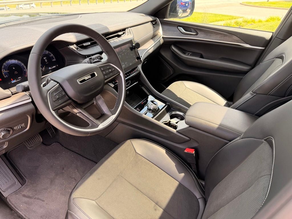 2026 Jeep Grand Cherokee L Laredo