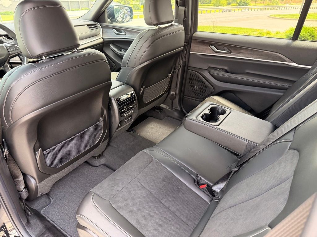 2026 Jeep Grand Cherokee L Laredo