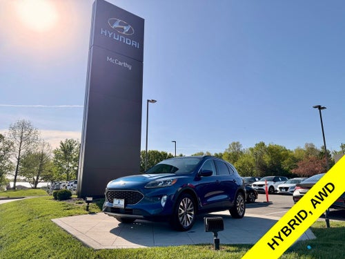 2022 Ford Escape Hybrid Titanium