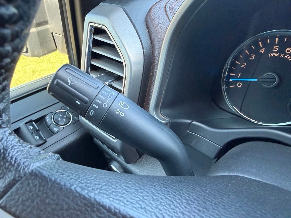 2015 Ford F-150 Platinum