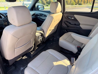 2022 Chevrolet Traverse Premier