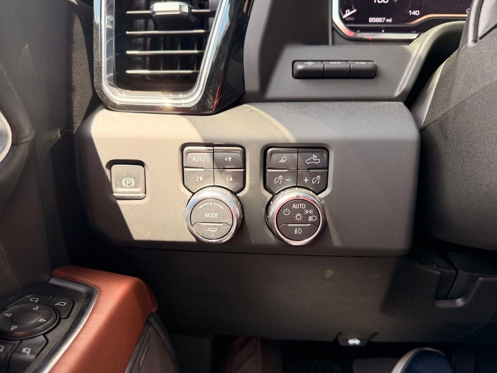 2025 GMC Sierra 3500HD Denali Ultimate