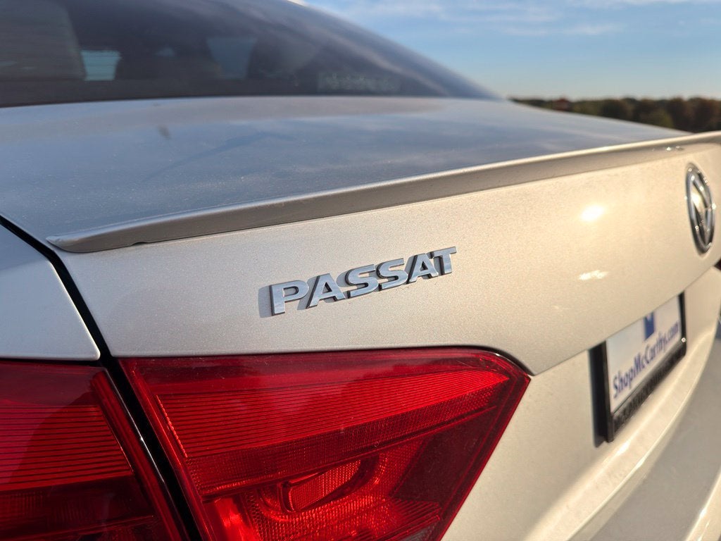 2013 Volkswagen Passat TDI SE w/Sunroof/Nav