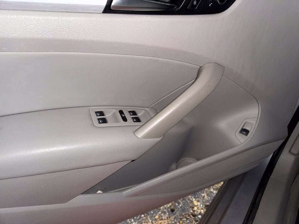 2013 Volkswagen Passat TDI SE