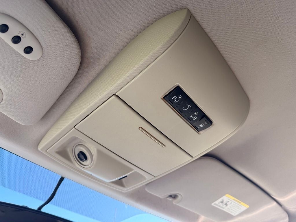 2012 Chrysler Town & Country Touring