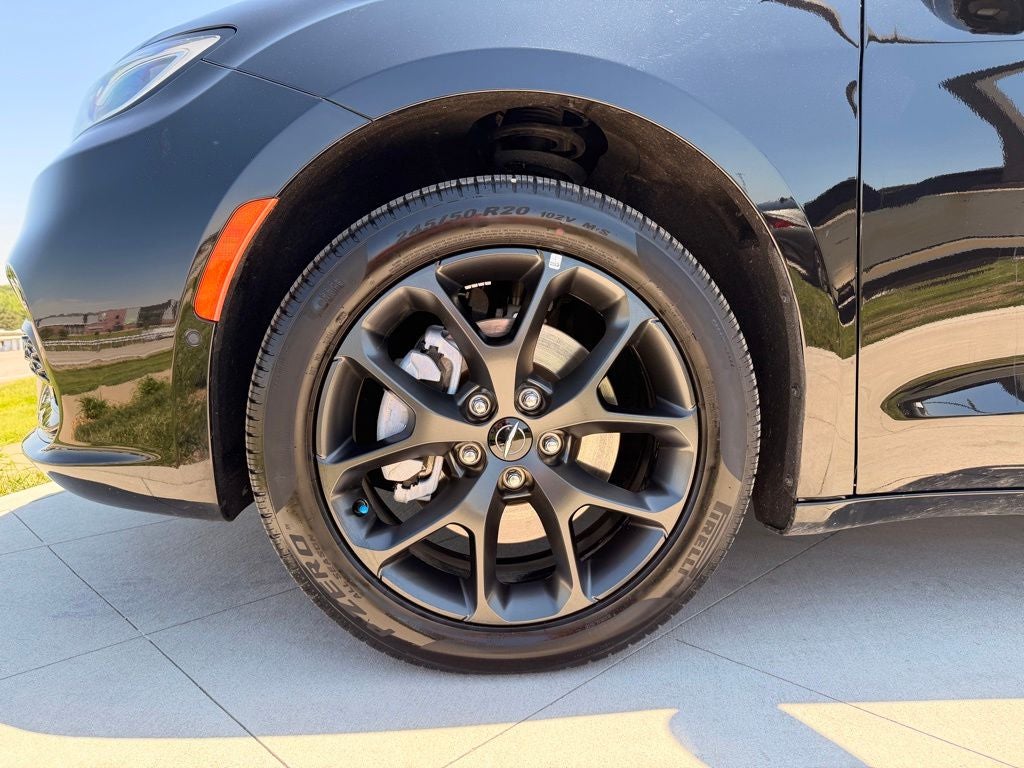 2024 Chrysler Pacifica Limited