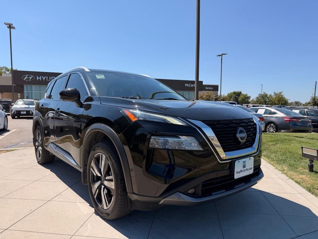 2022 Nissan Rogue SL