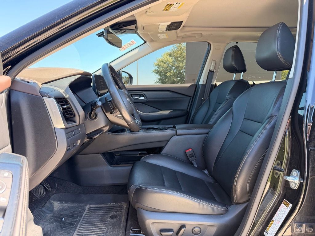 2022 Nissan Rogue SL