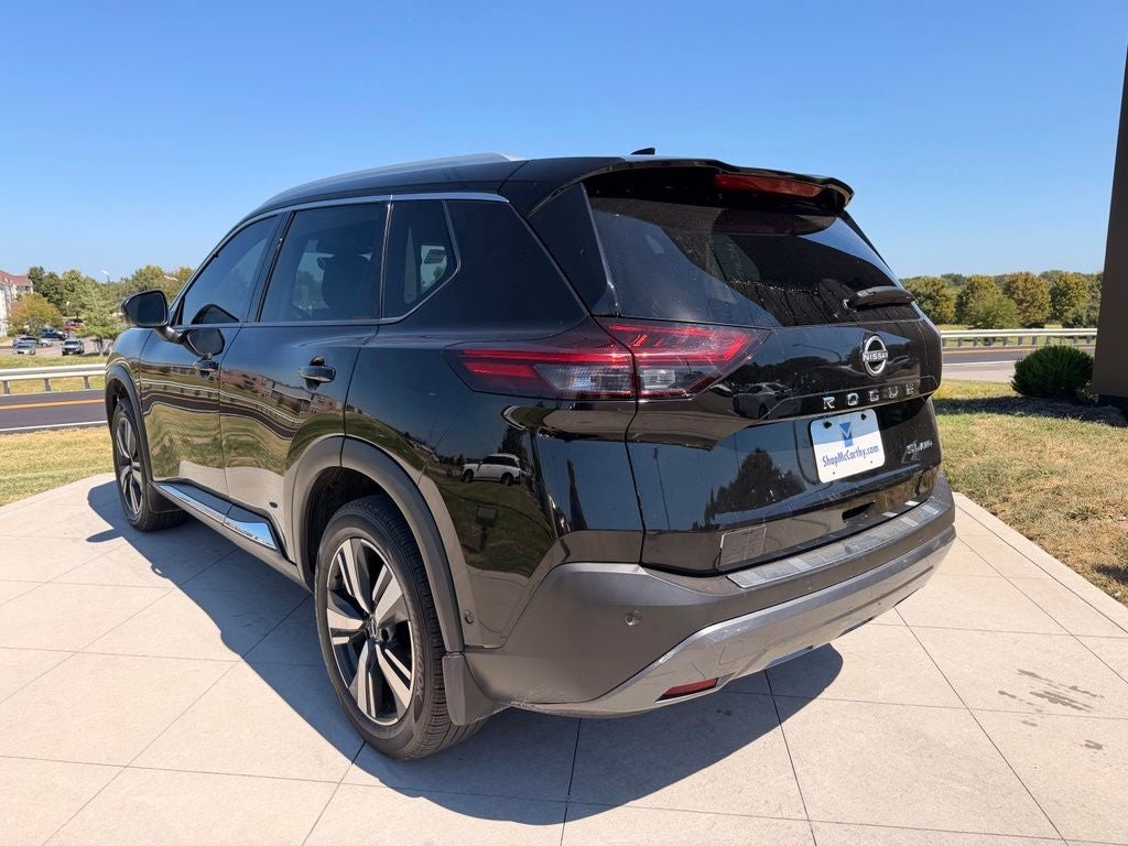 2022 Nissan Rogue SL