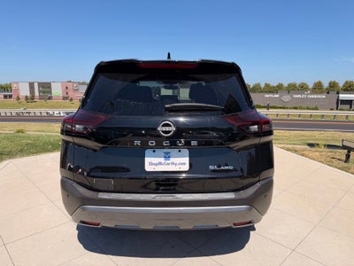 2022 Nissan Rogue SL