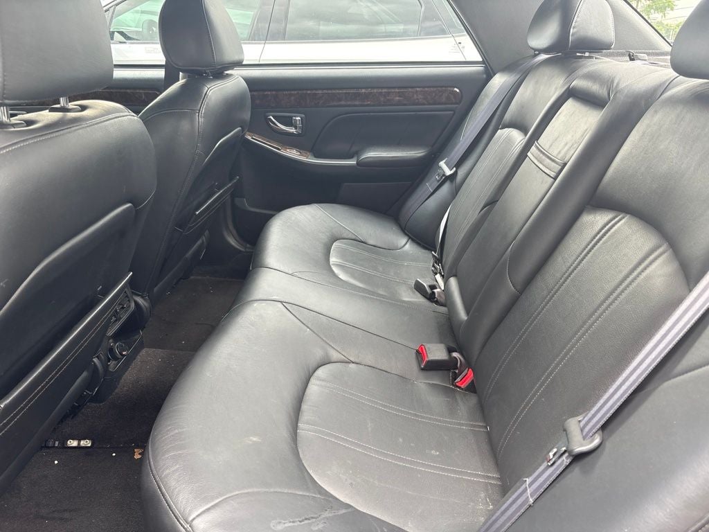 2001 Hyundai XG300 Base