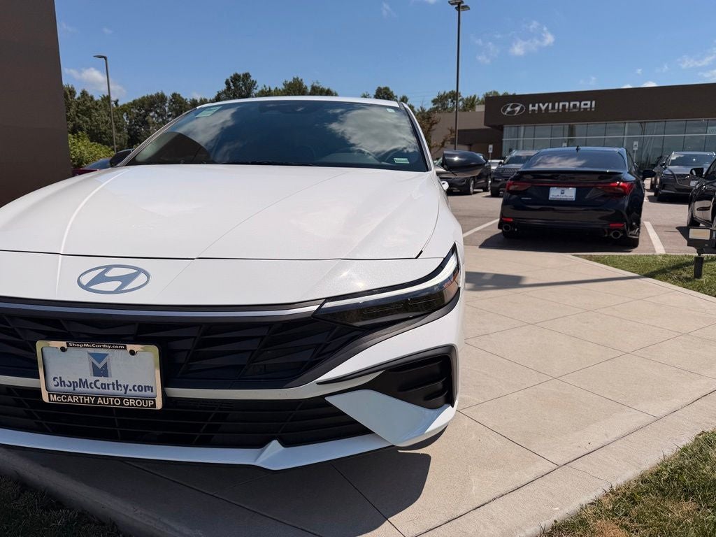 2025 Hyundai Elantra Hybrid SEL Sport