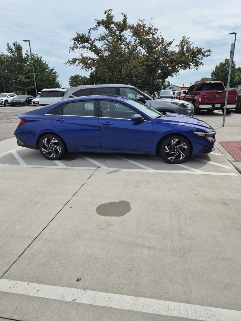 2024 Hyundai Elantra Hybrid Limited