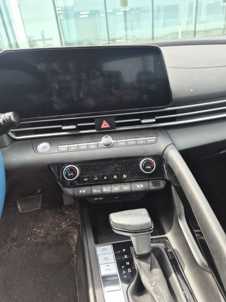 2024 Hyundai Elantra Hybrid Limited