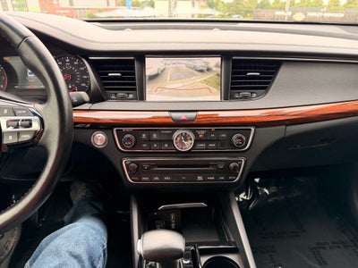 2017 Kia Cadenza Technology