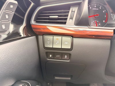 2017 Kia Cadenza Technology