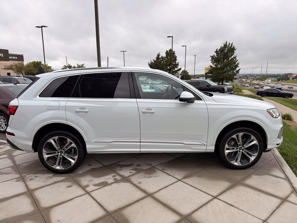 2021 Audi Q7 55 Prestige quattro