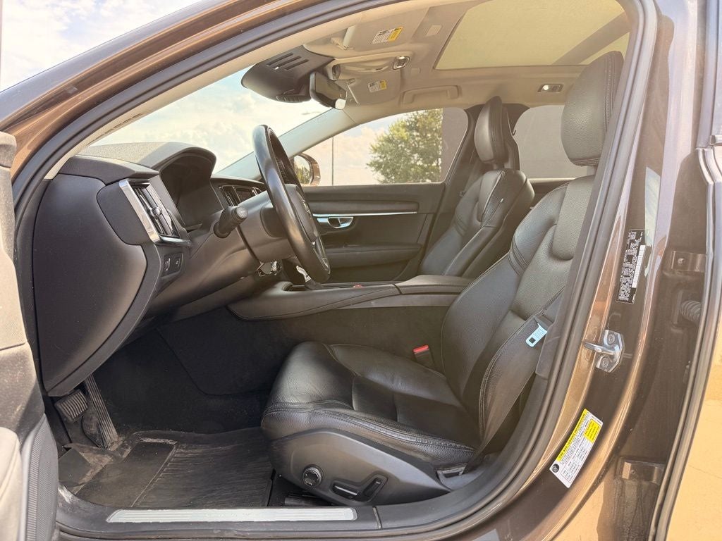2017 Volvo V90 Cross Country T6 AWD