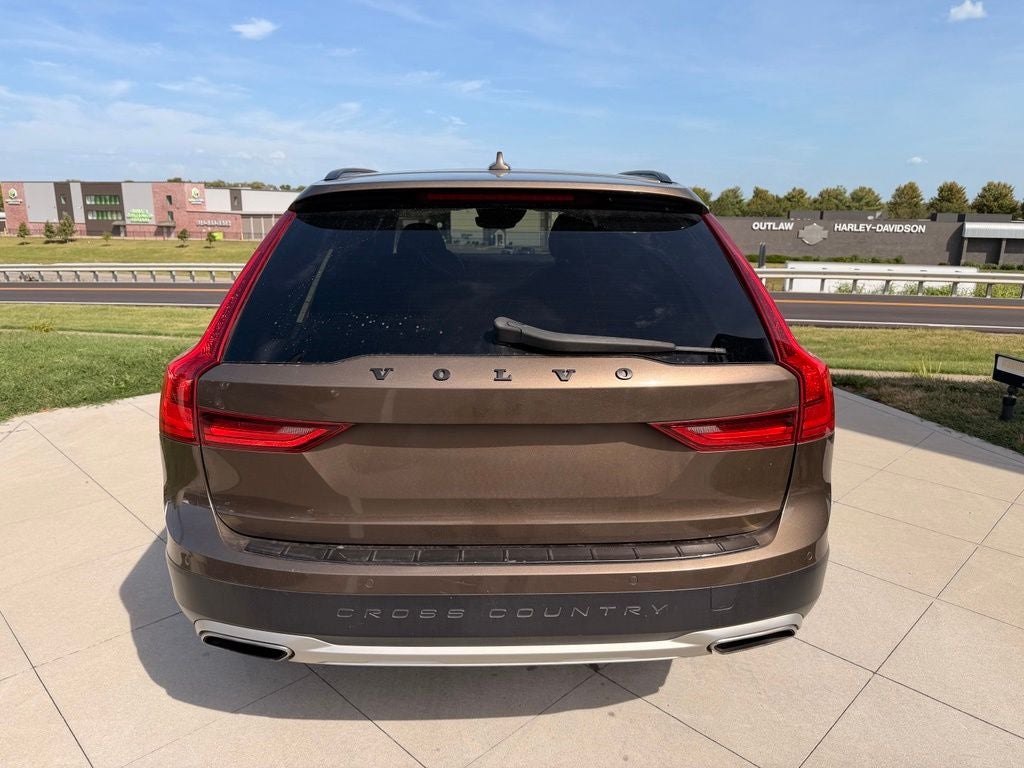 2017 Volvo V90 Cross Country T6 AWD