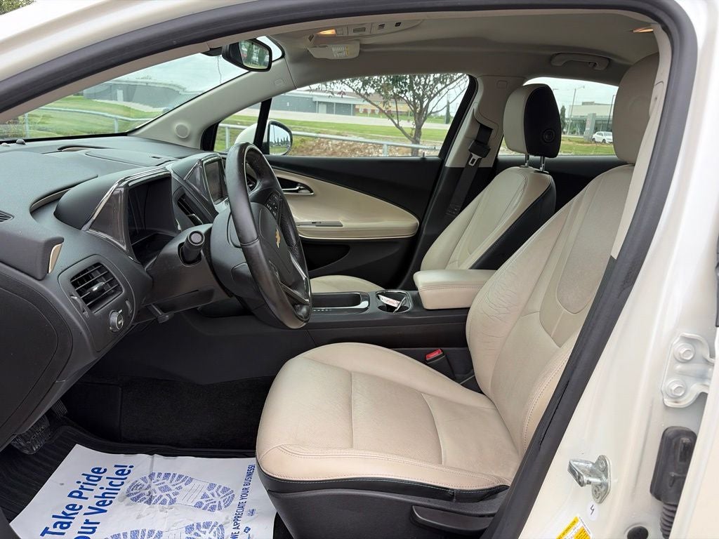 2012 Chevrolet Volt Base
