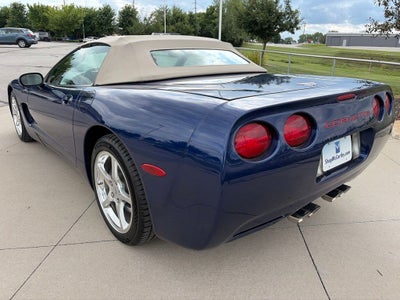2004 Chevrolet Corvette Base