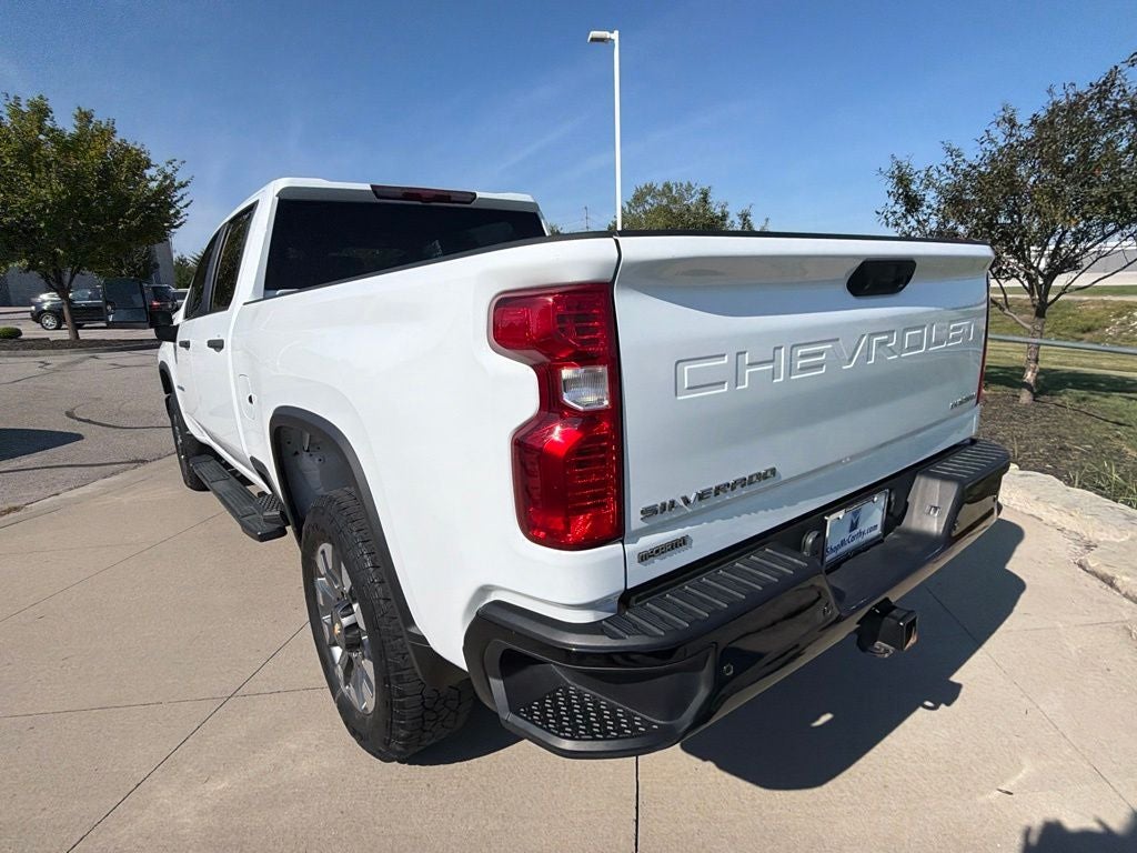 2024 Chevrolet Silverado 2500HD Custom
