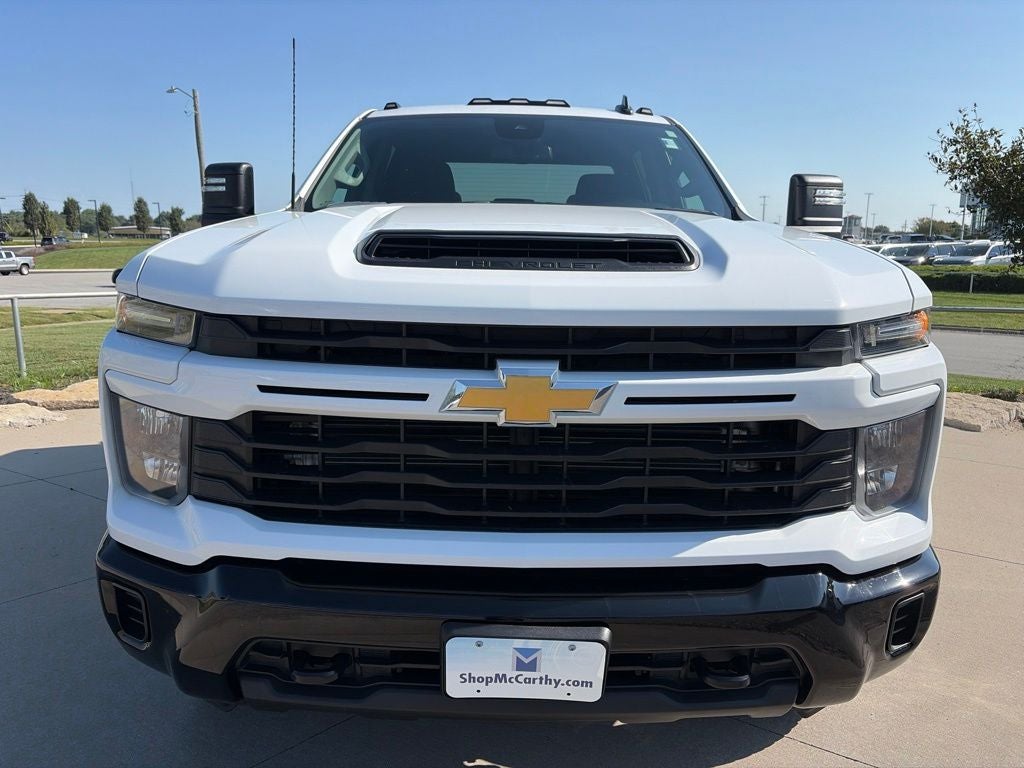 2024 Chevrolet Silverado 2500HD Custom