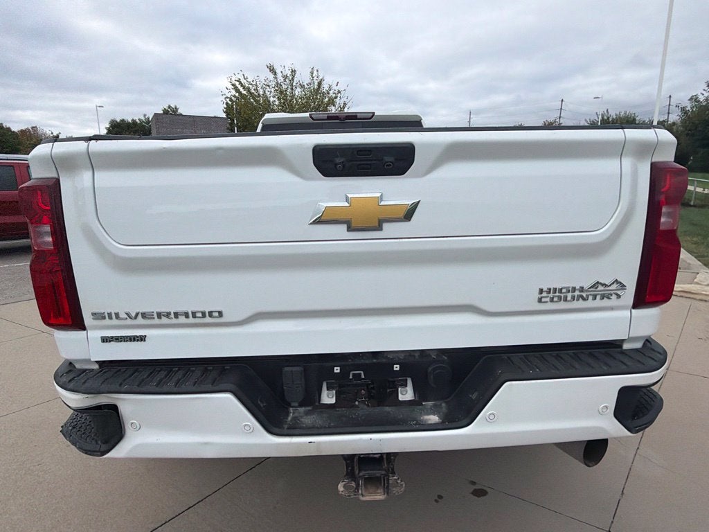 2022 Chevrolet Silverado 3500HD High Country