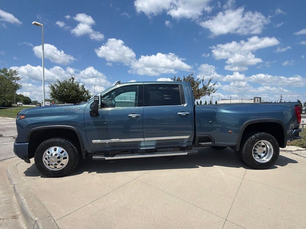 2024 Chevrolet Silverado 3500HD High Country