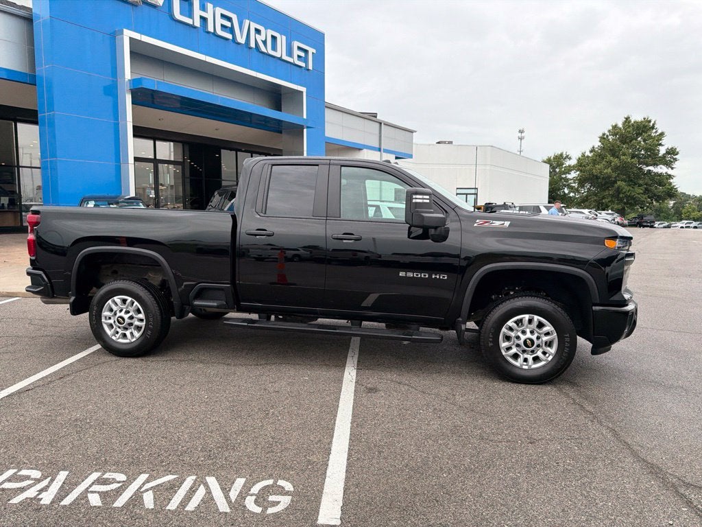 2026 Chevrolet Silverado 2500HD Custom