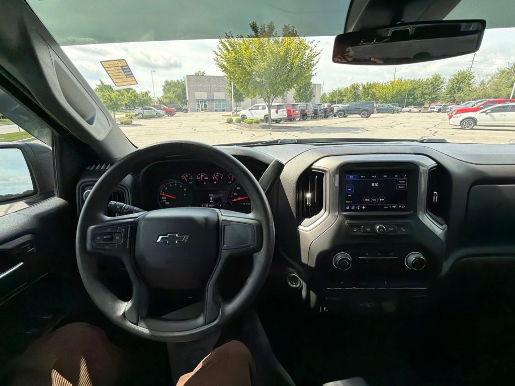2024 Chevrolet Silverado 1500 Custom