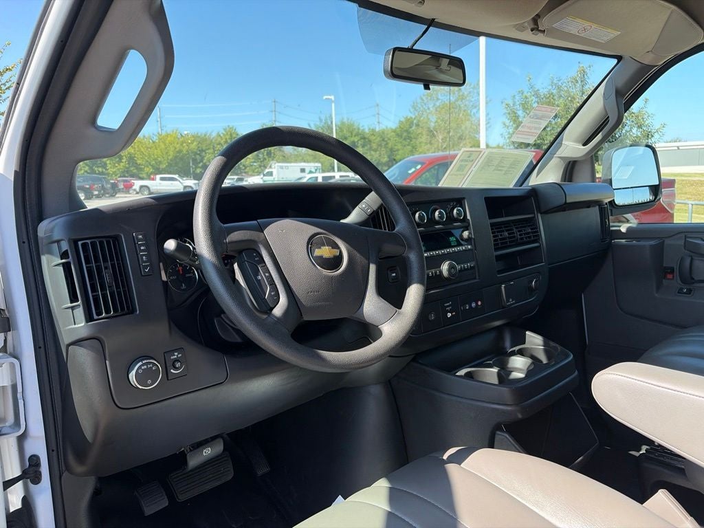 2025 Chevrolet Express 2500 Work Van Cargo