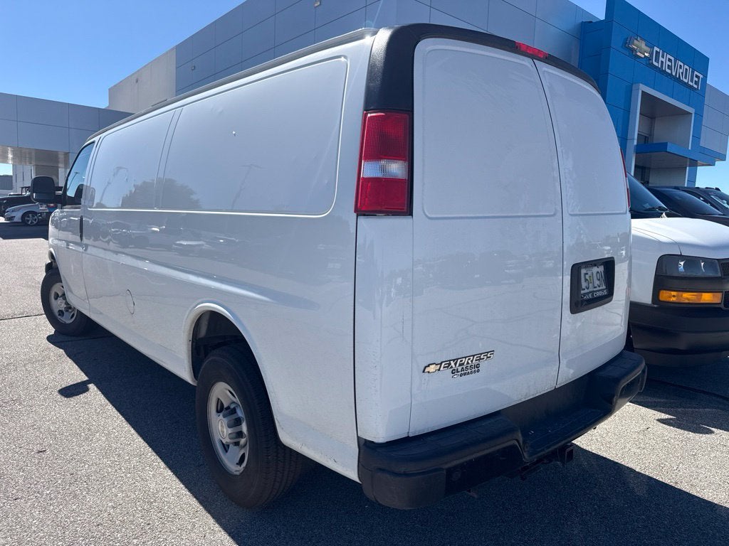 2024 Chevrolet Express 2500 Work Van Cargo