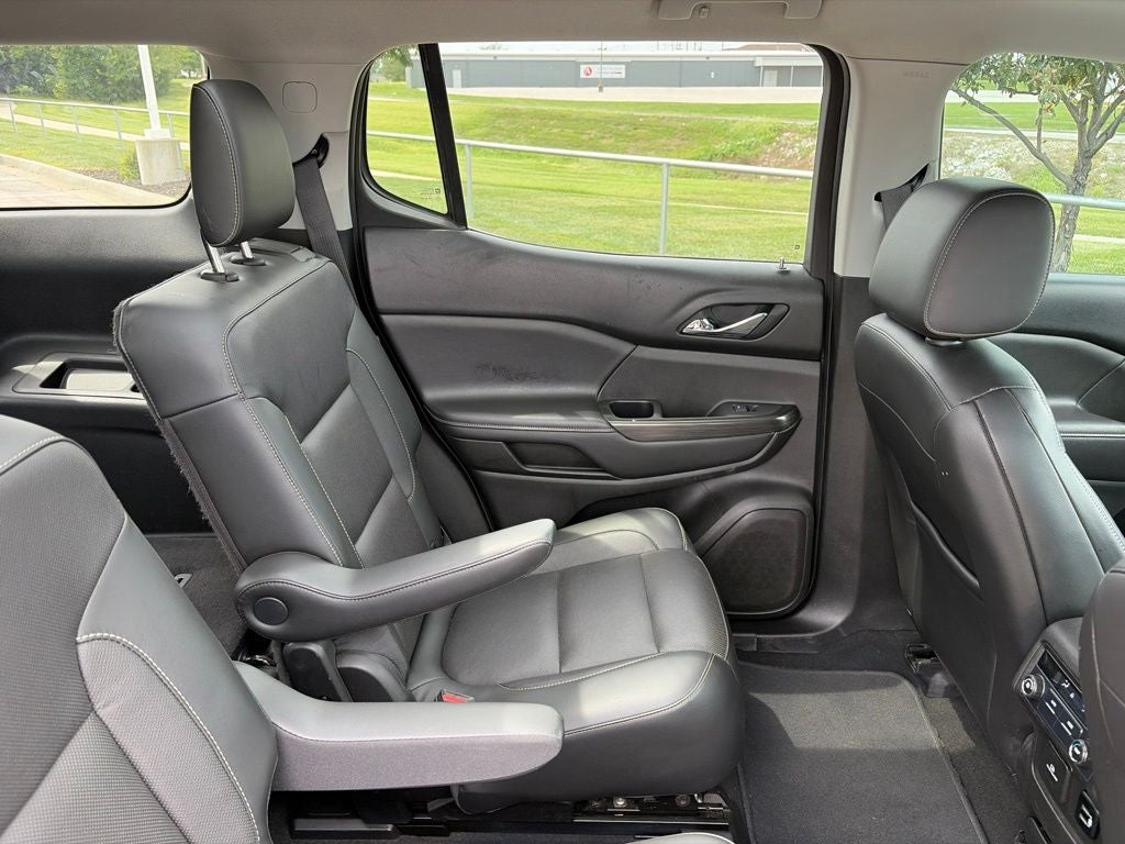 2017 GMC Acadia SLT-1