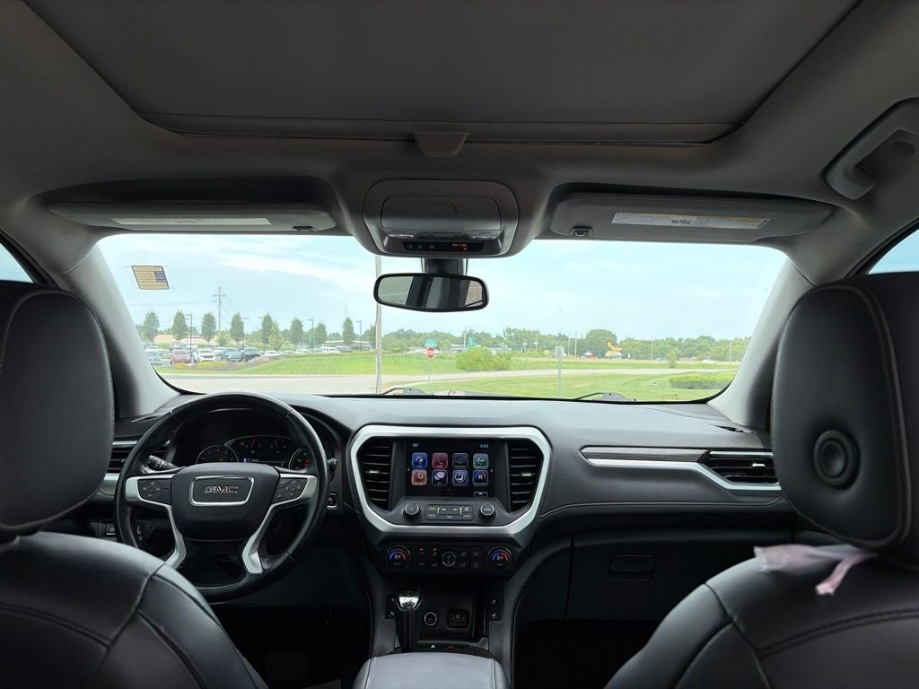 2017 GMC Acadia SLT-1