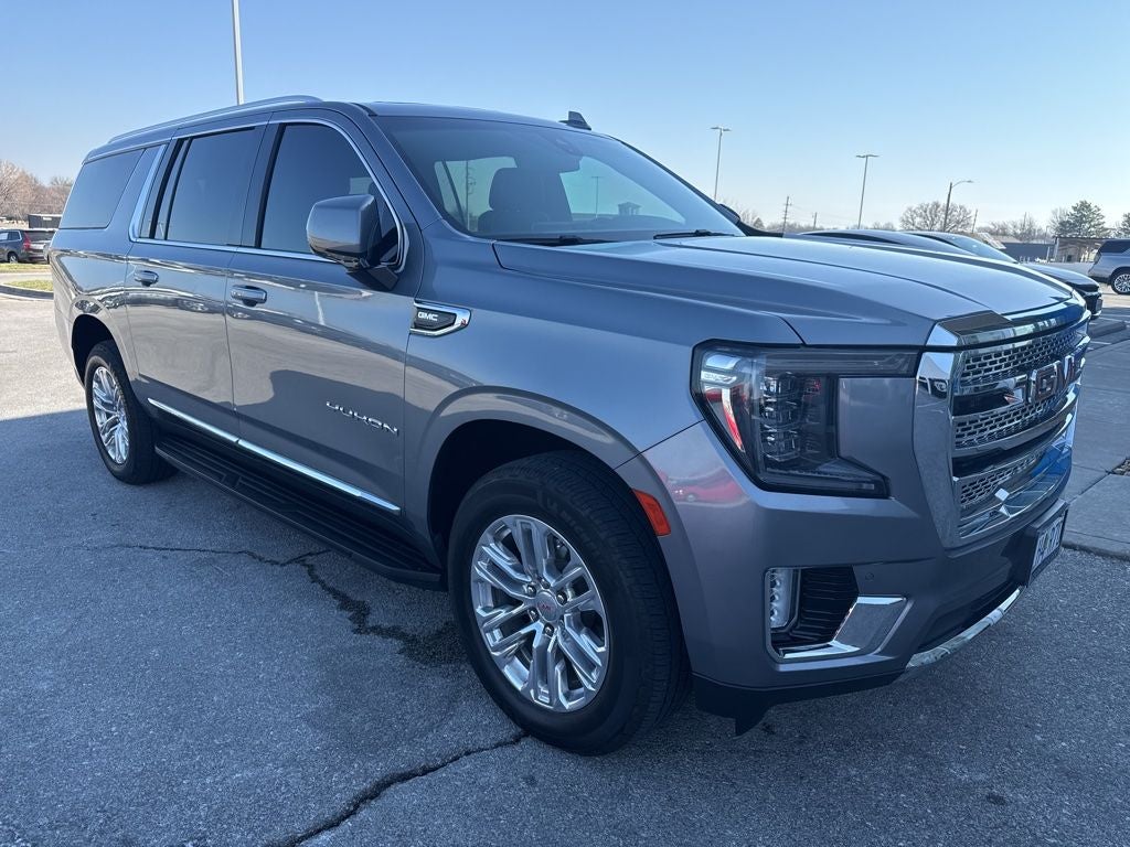 2022 GMC Yukon XL SLT