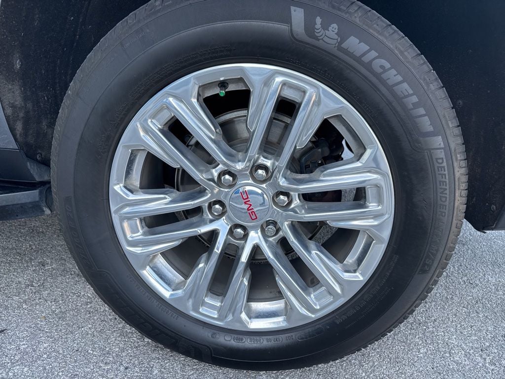 2022 GMC Yukon XL SLT