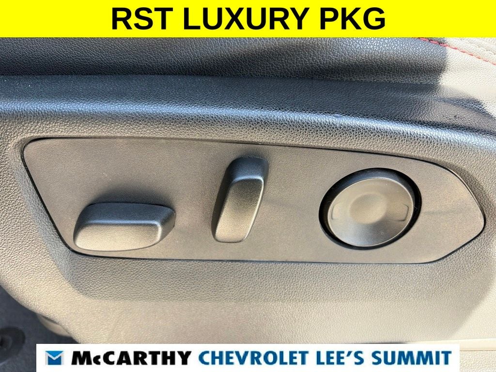 2024 Chevrolet Suburban RST