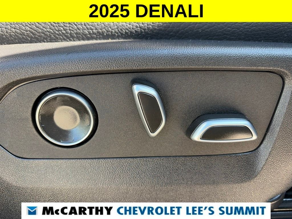 2025 GMC Sierra 3500HD Denali