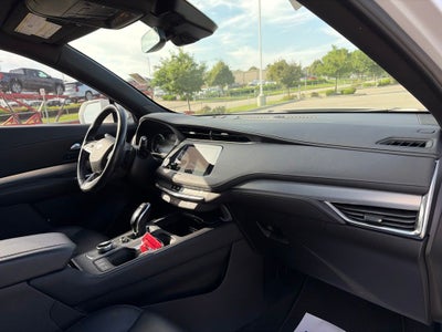 2020 Cadillac XT4 Premium Luxury