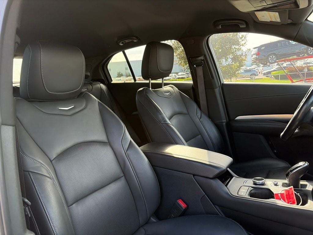 2020 Cadillac XT4 Premium Luxury