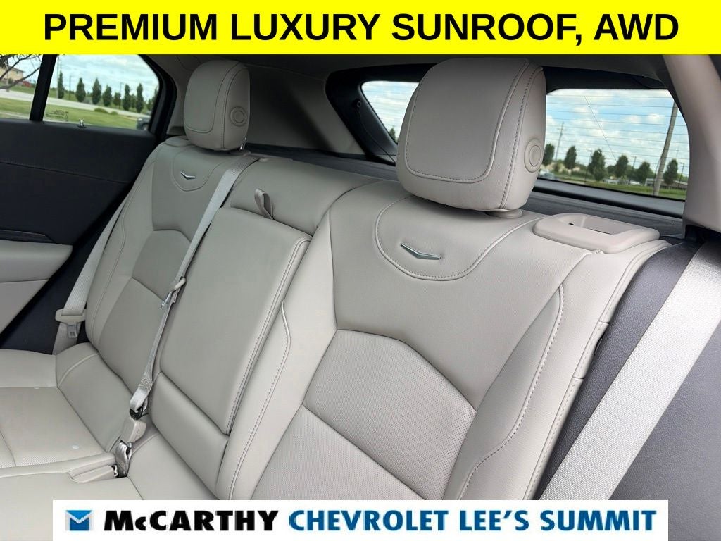 2023 Cadillac XT4 Premium Luxury