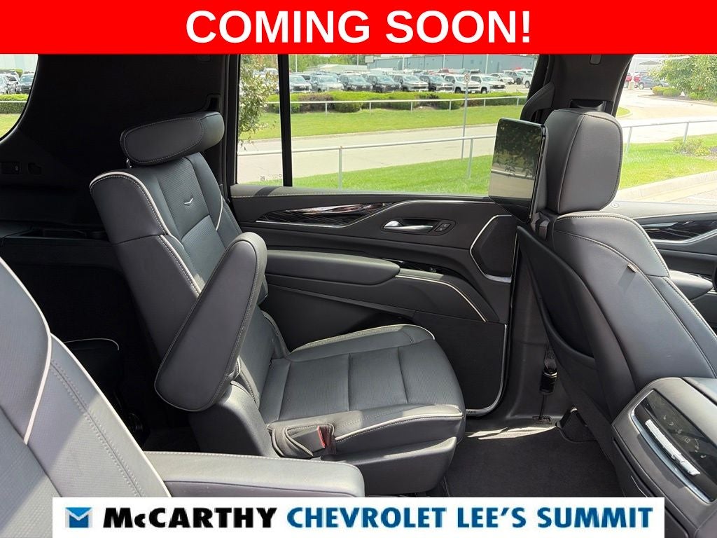 2023 Cadillac Escalade ESV Sport