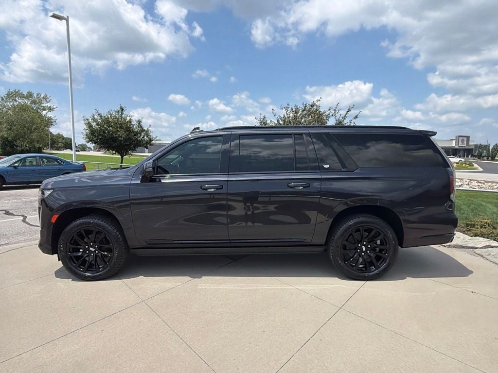 2022 Cadillac Escalade ESV Sport Platinum