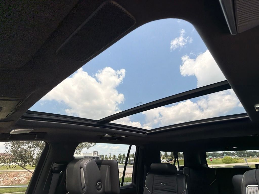 2022 Cadillac Escalade ESV Sport Platinum