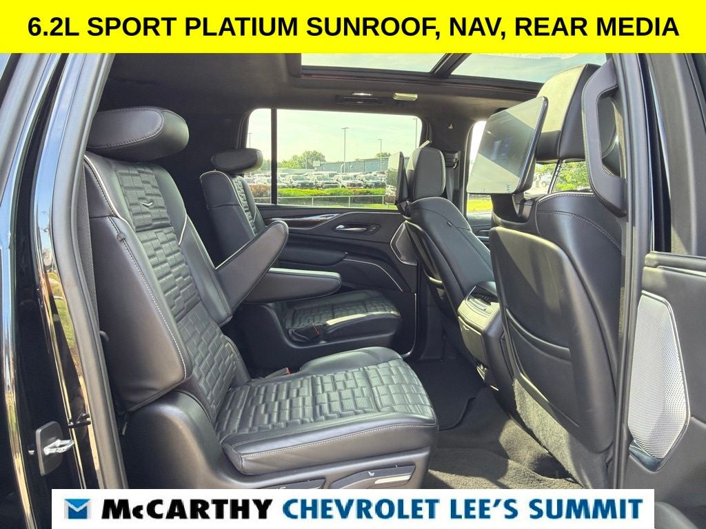 2023 Cadillac Escalade ESV Sport Platinum