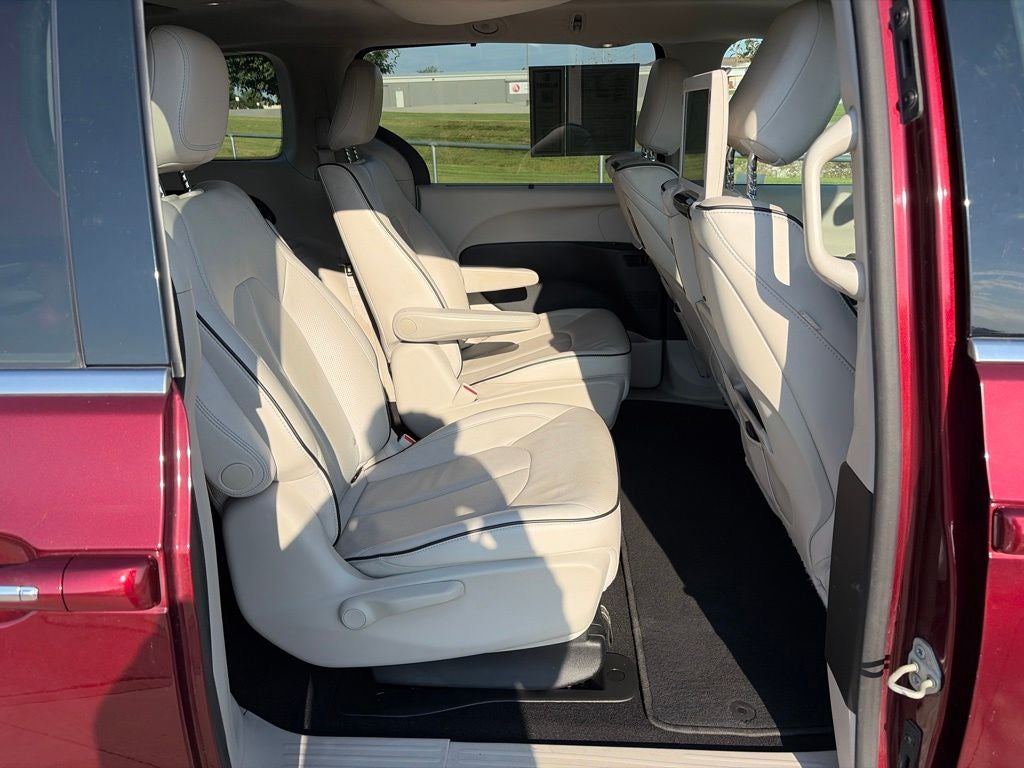 2018 Chrysler Pacifica Hybrid Limited
