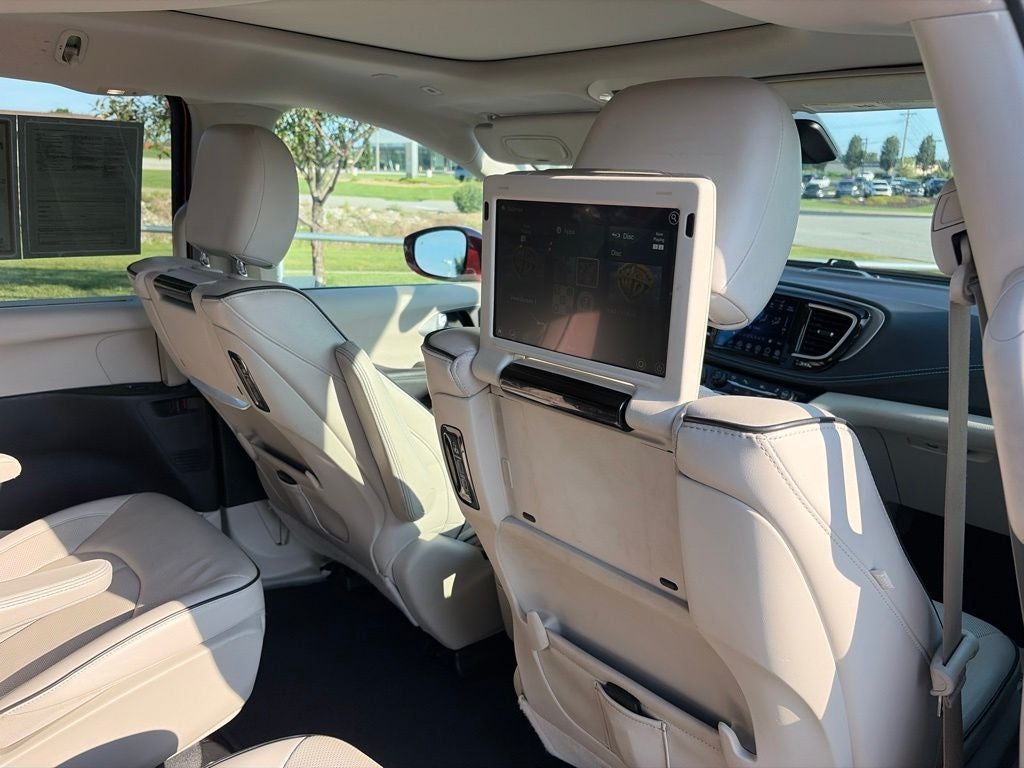 2018 Chrysler Pacifica Hybrid Limited