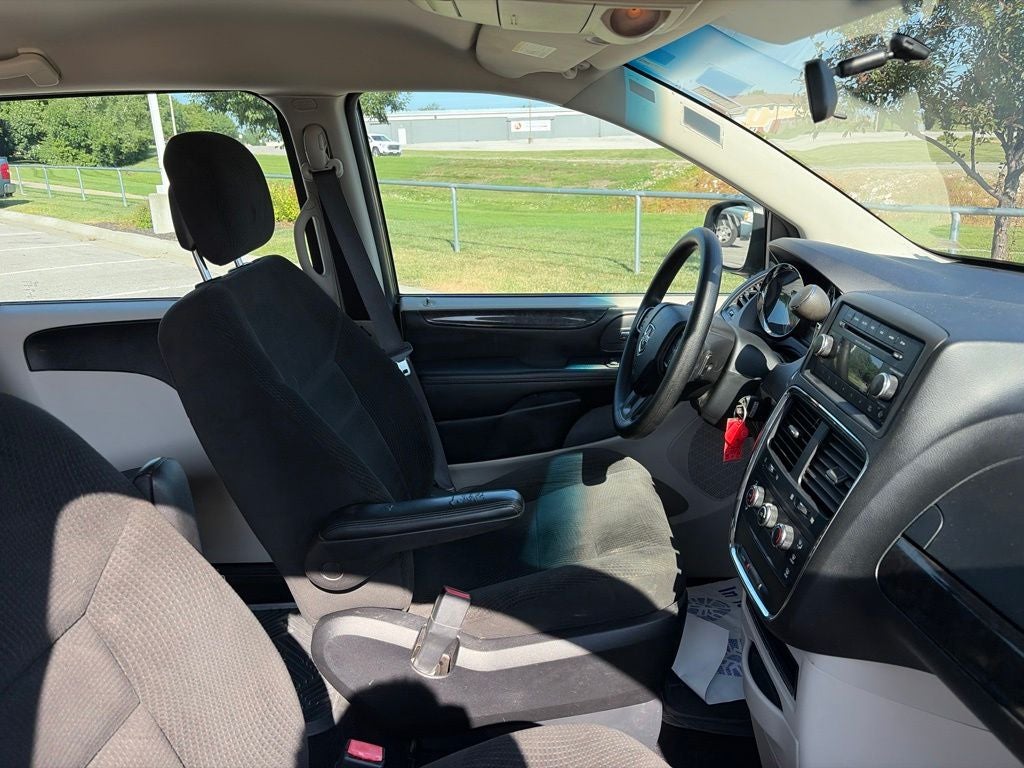 2016 Dodge Grand Caravan AVP