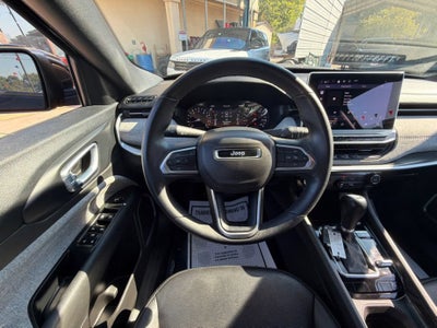 2024 Jeep Compass Latitude Lux